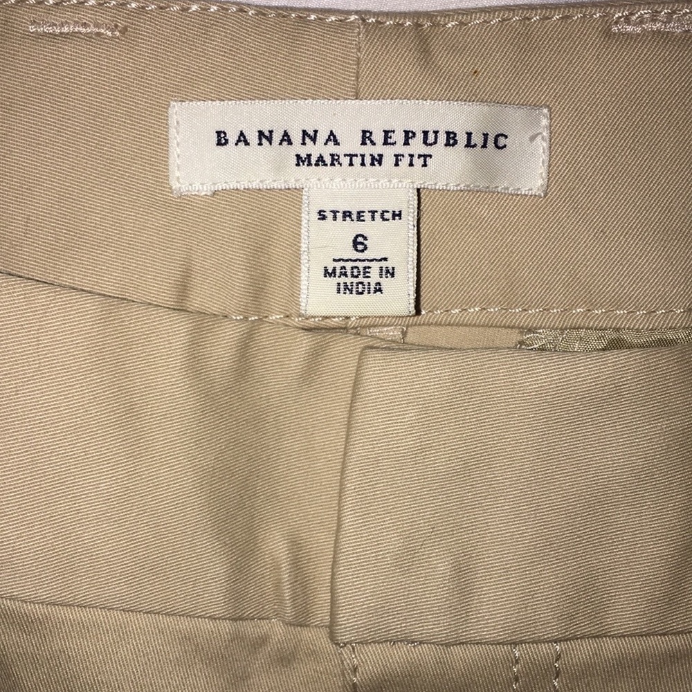 Banana Republic ‘Martin Fit’ Khaki Dress Pant